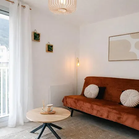 Cosy Proche Thermes Avec Parking Gratuit Appartamento